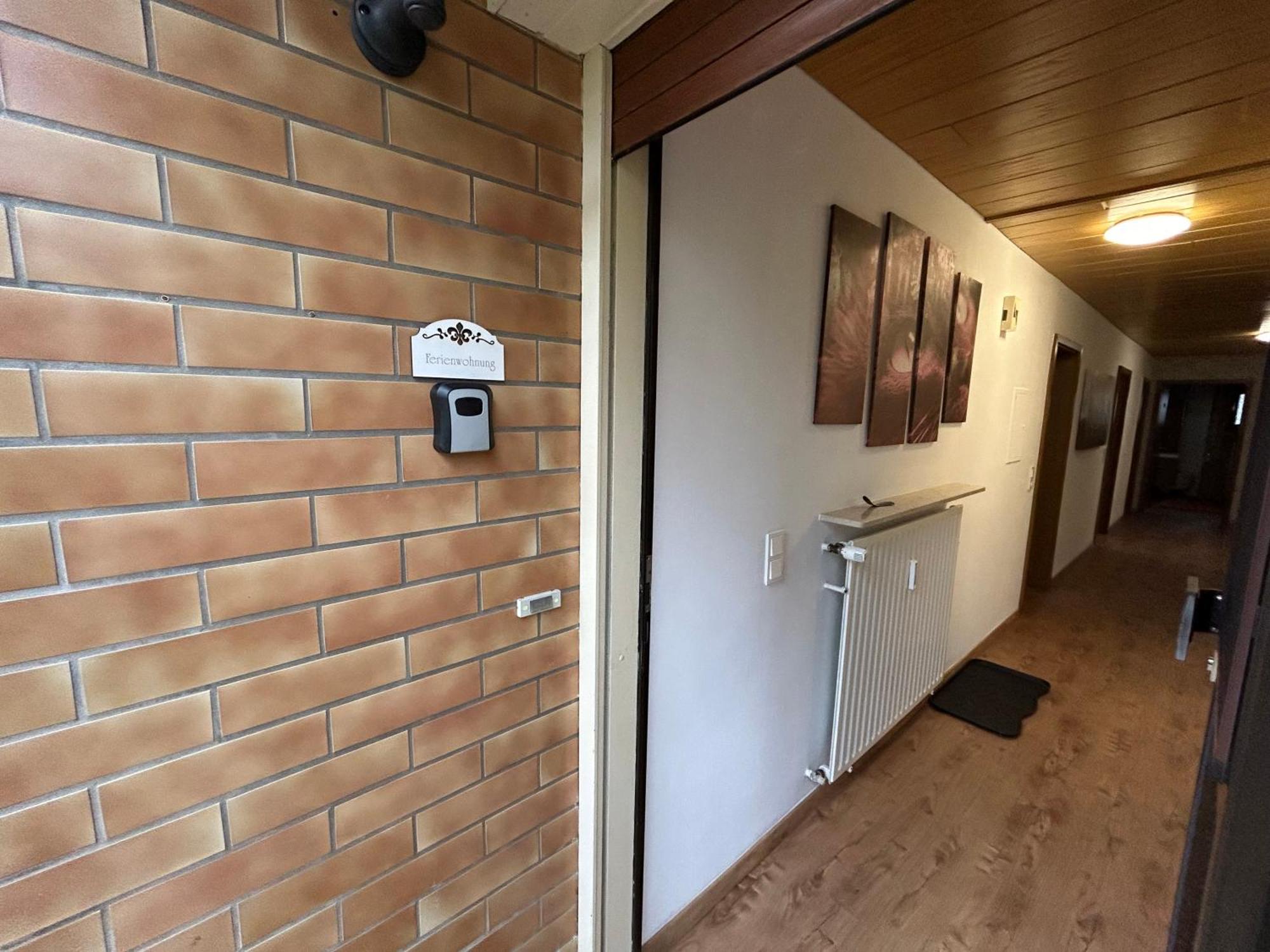 Ferien- Und Monteurwohnung Zum Waldblick エクステリア 写真