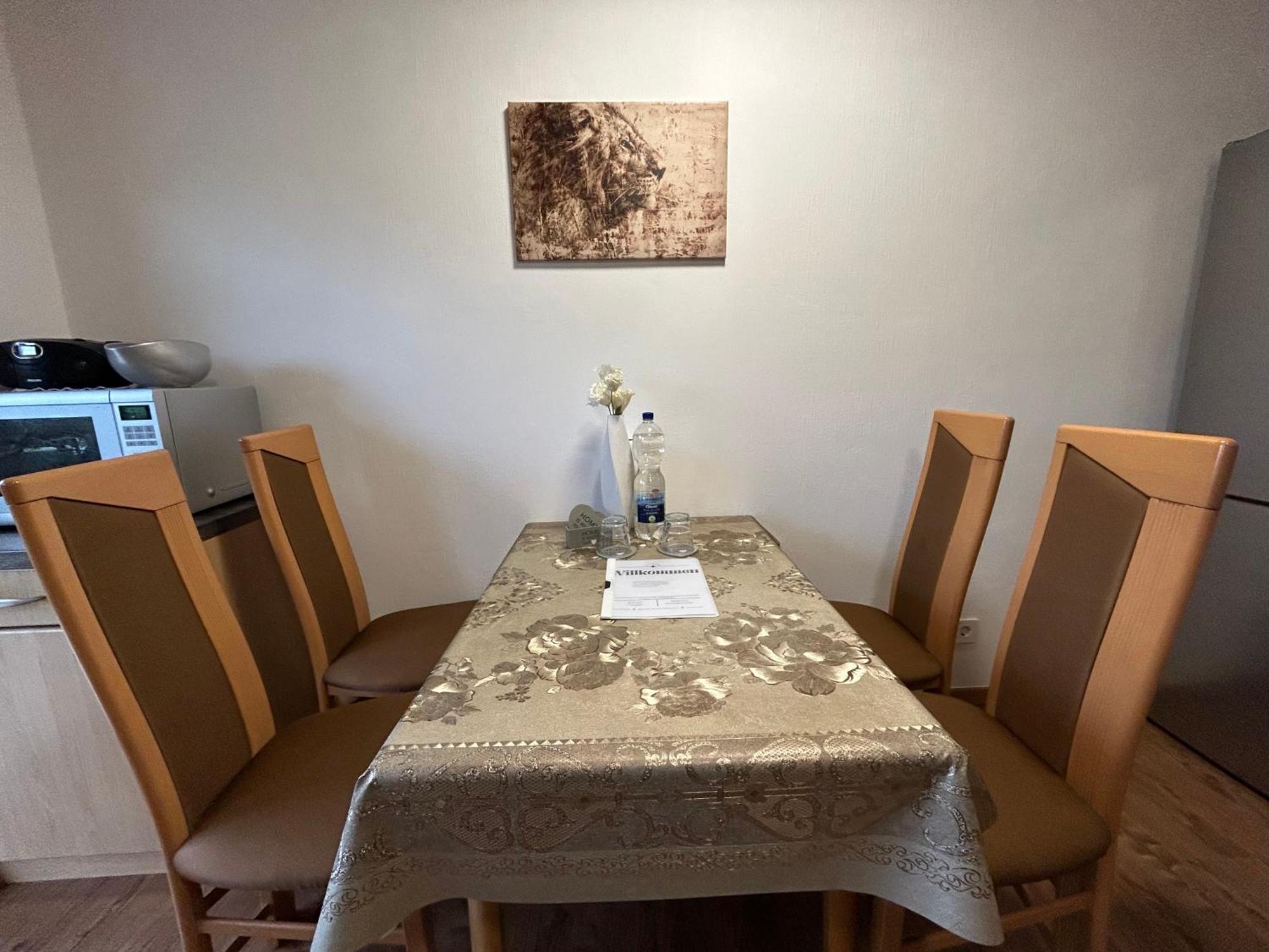Ferien- Und Monteurwohnung Zum Waldblick エクステリア 写真
