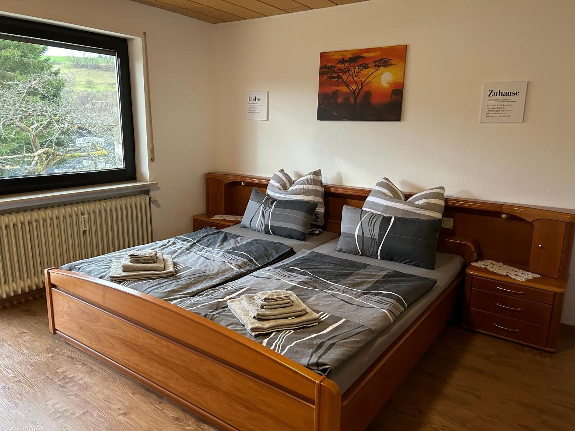 Ferien- Und Monteurwohnung Zum Waldblick エクステリア 写真
